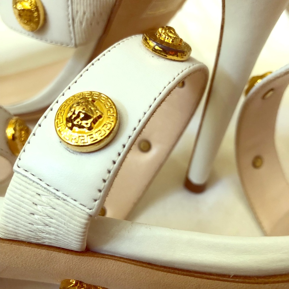 Authentic Ganni Versace